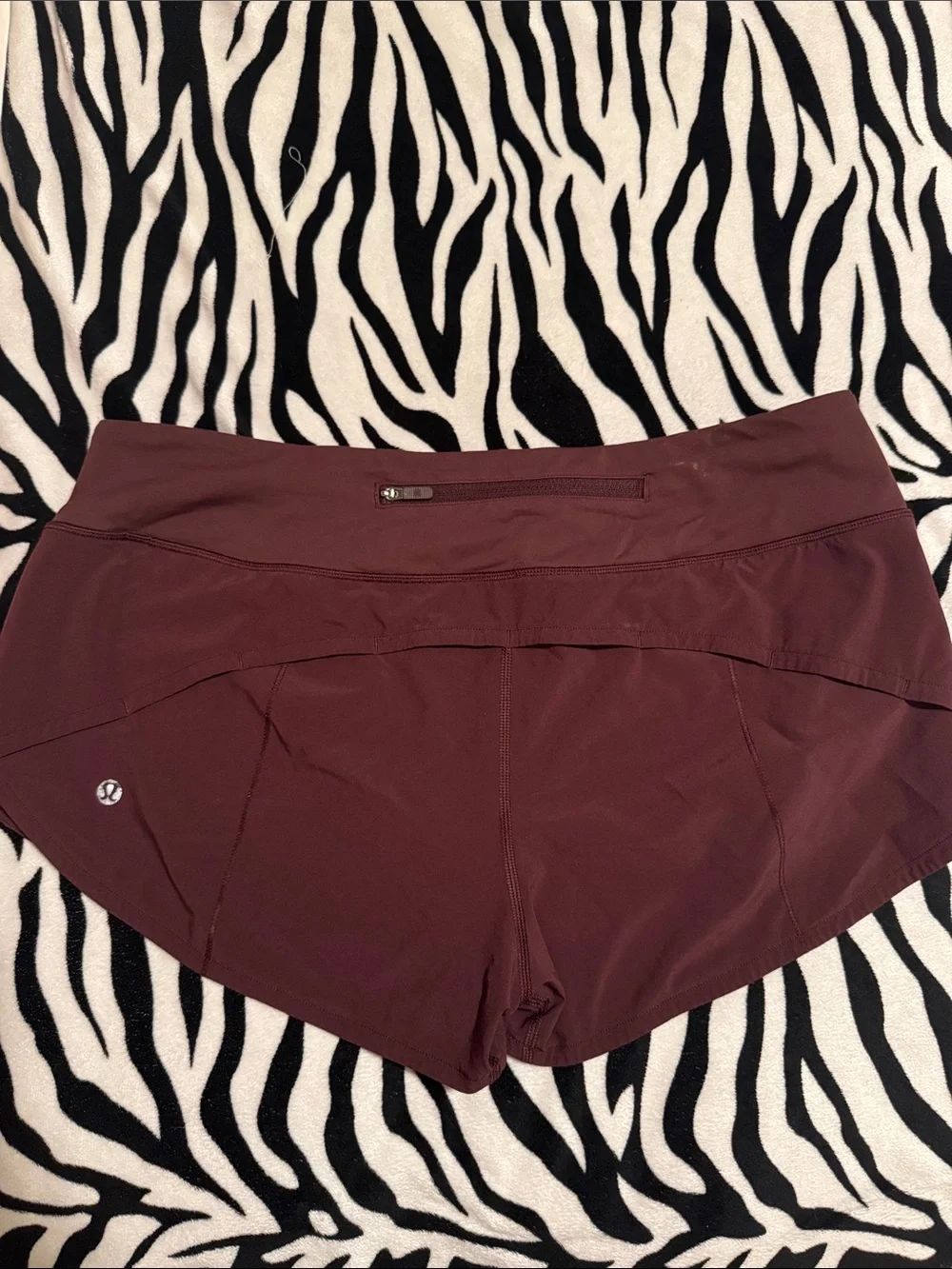 lululemon athletica Women’s Plum Athletic Shorts - Picture 1 of 2